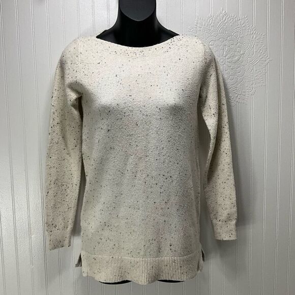 LOFT Sweater - Picture 1 of 5